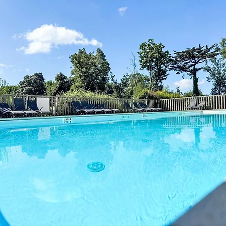 Appartement Chateau De Kergonano-12 By Interhome *